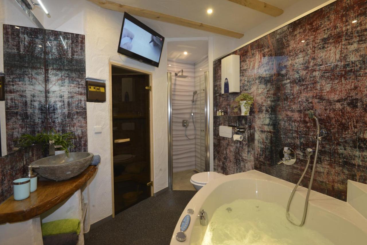 Eifel Kate, Relaxen Mit Sauna Und Whirlpool Dahlem (Euskirchen) Exterior foto